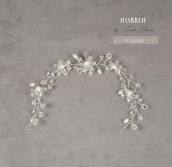 glücksmoment. Brautmode | Accessoires